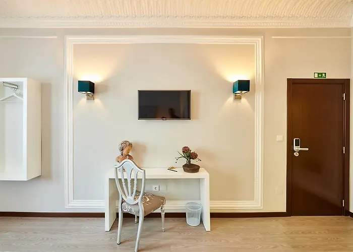 Silk Bed & Breakfast 4*